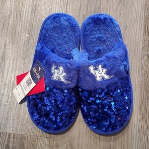 FOCO University of Ketucky Sequins Slippers Size Medium 7/8